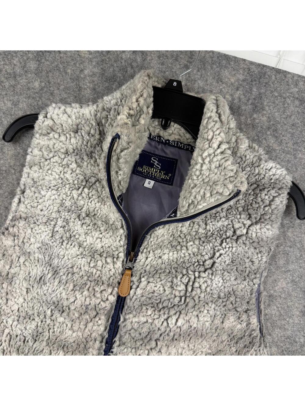 Simply Southern Full Zip Sherpa Fleece Vest Gray Navy Blue Size Small 892